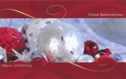 Weihnachtskarte rot Motiv: Weihnachtskugeln incl. Eindruck eines von Ihnen vorgegebenen Textes - Weihnachtskarte rot Motiv: Weihnachtskugeln (incl. Eindruck eines von Ihnen vorgegebenen Textes)    Bestellen Sie die Weihnachtskarte gleich mit!  Der von Ihnen vorgegebene Text wird auf ein Einlegeblatt aus Seidenpapi...